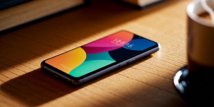 Best Compact Android Phones for One-Handed Use